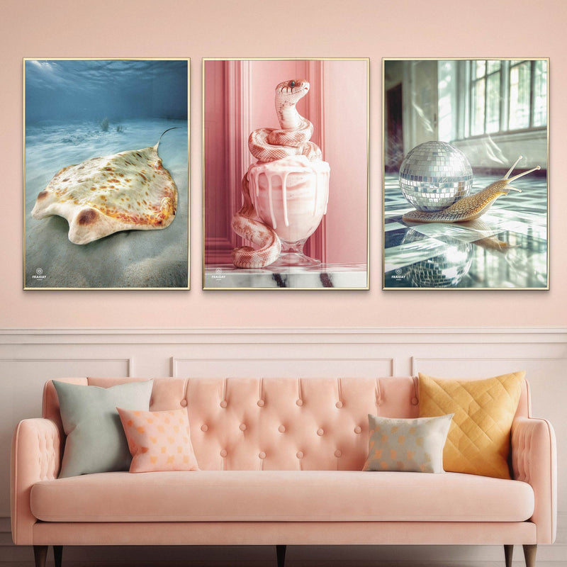 Fraiday Studio – Billedvæg – 3 valgfri plakater – 70×100 cm
